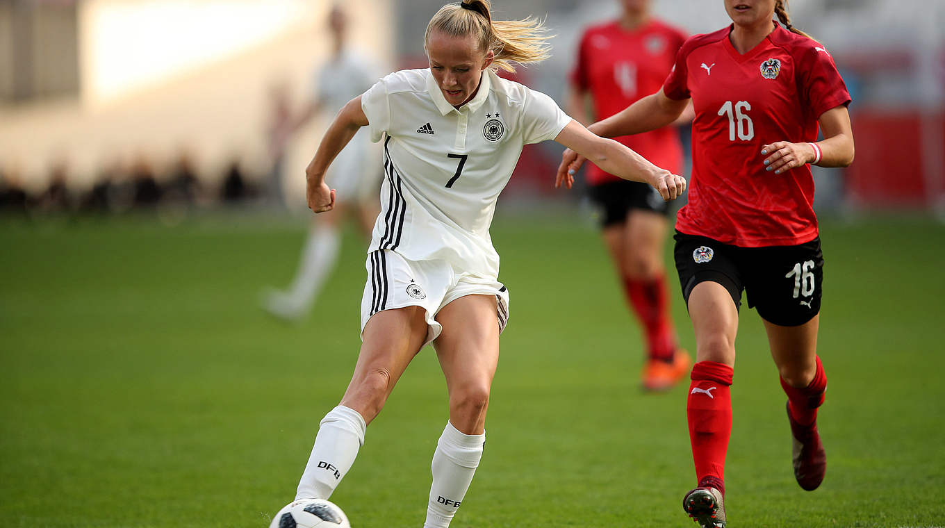 Mit Traumtor zum 3:1: Lea Schüller erzielt im elften Länderspiel ihr siebtes Tor © Getty Images