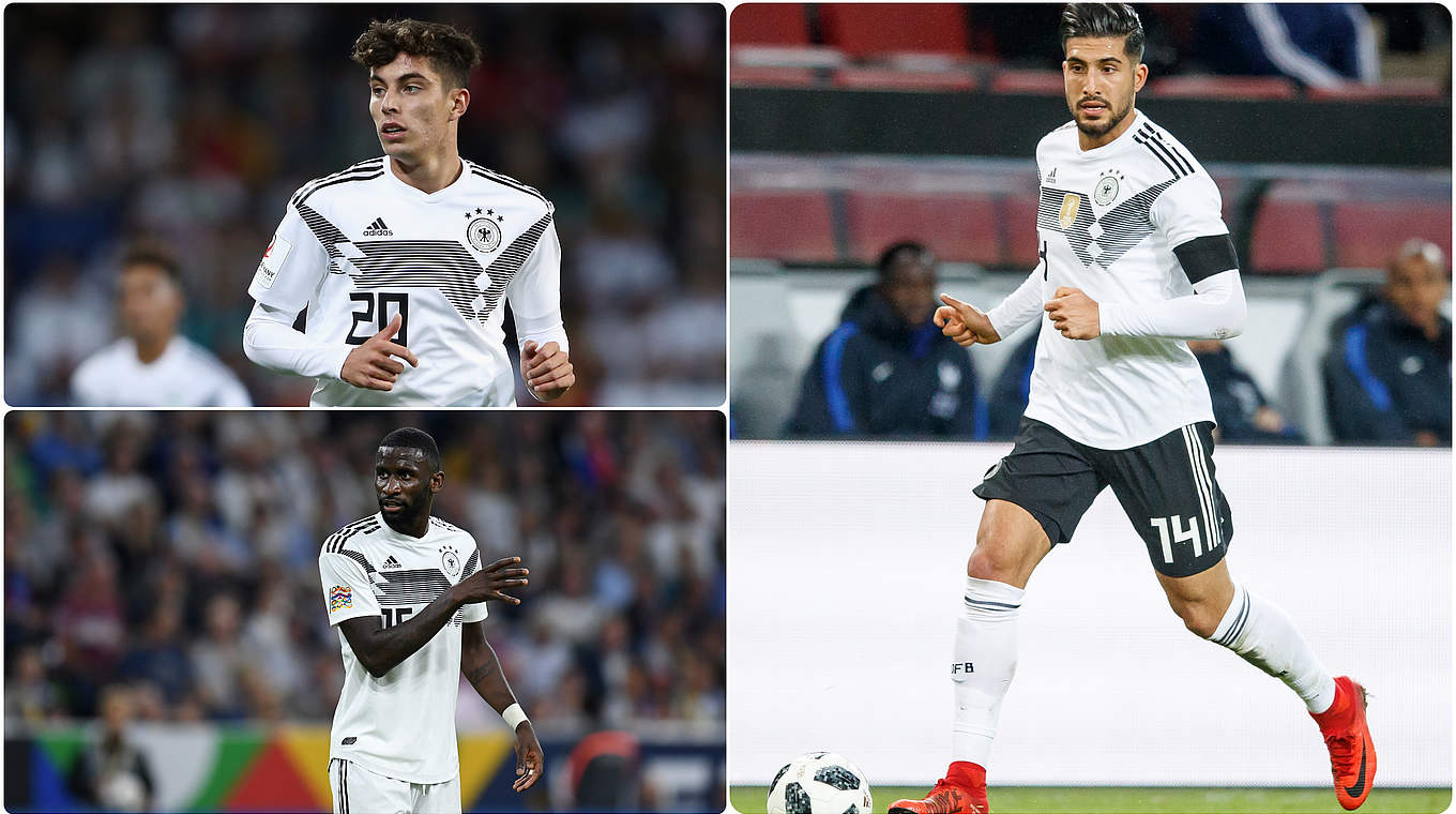 Changes for the Germany squad, as Can (r.) comes in. © 