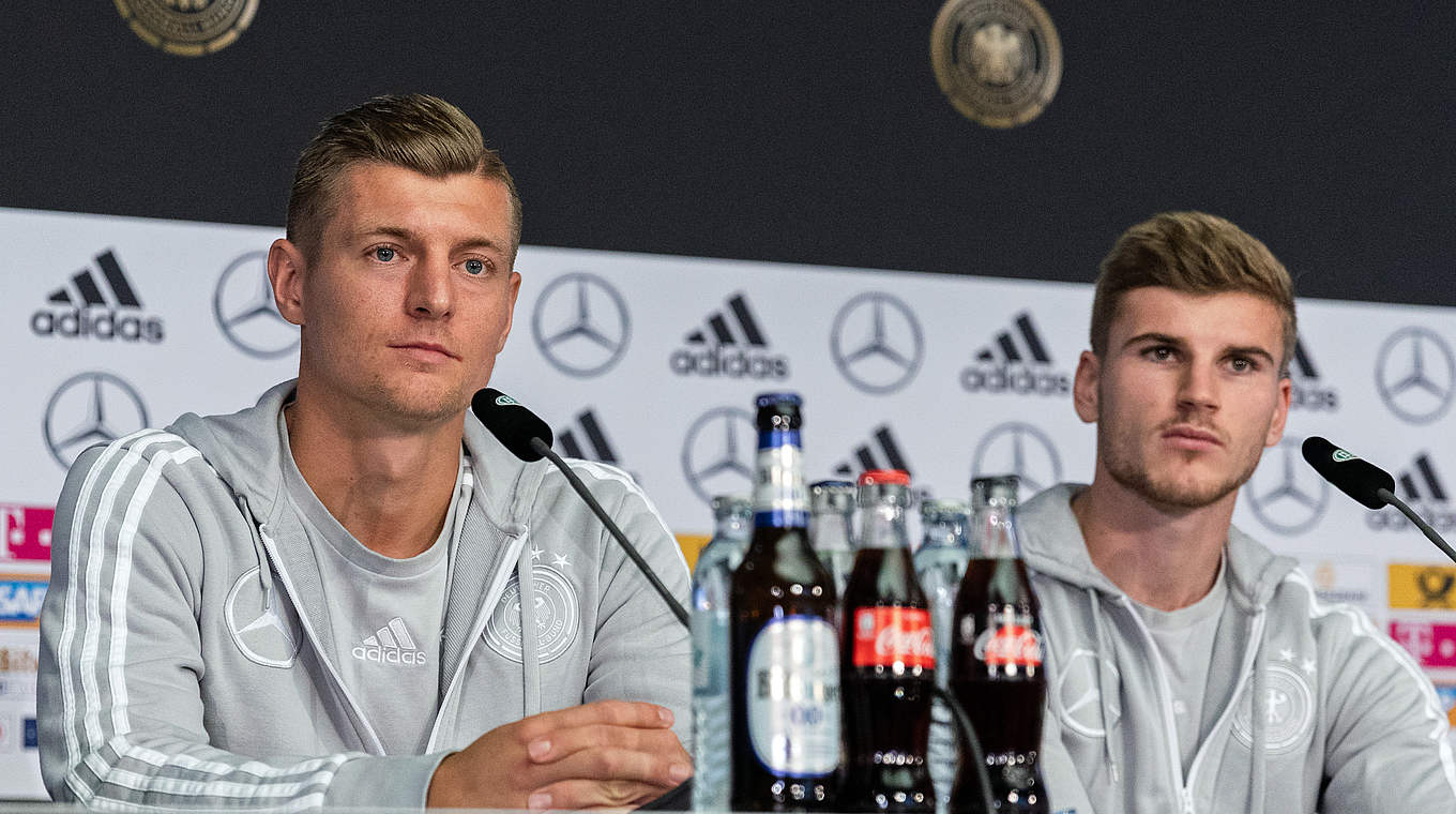Kroos (l.) und Werner: "Löw hat sich weiterentwickelt" © 2018 Getty Images