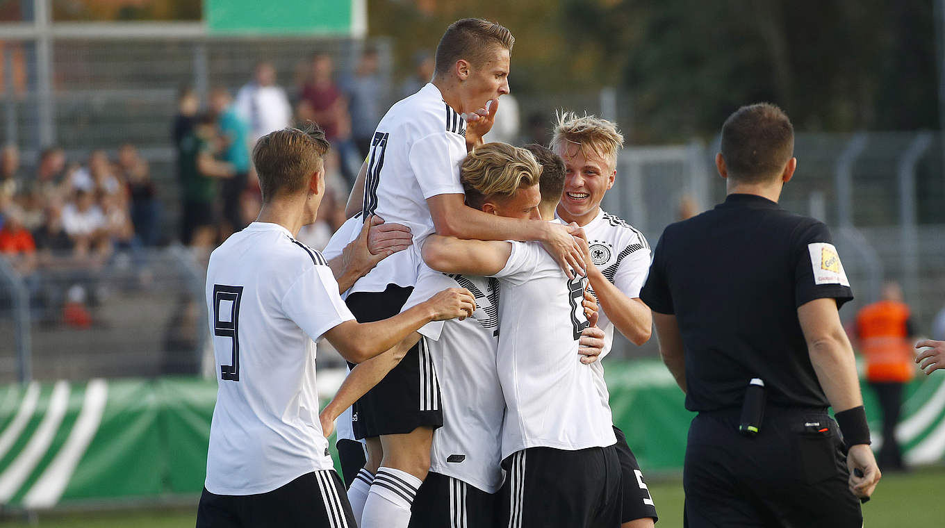 Jubel über das 1:0: Robin Hack bringt das DFB-Team in Führung © Getty-Images