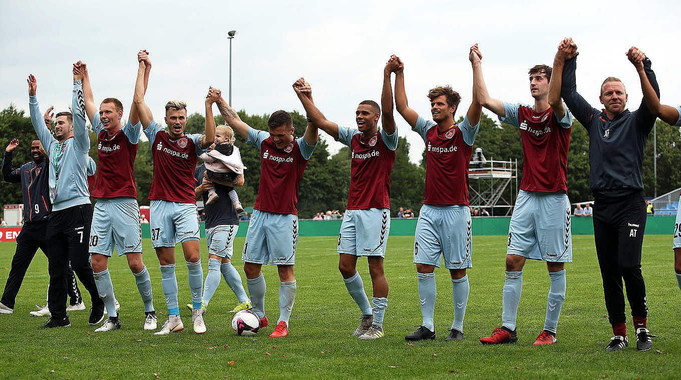 On their DFB-Pokal debut, underdogs Flensburg defeated VfL Bochum in the opening round. © 