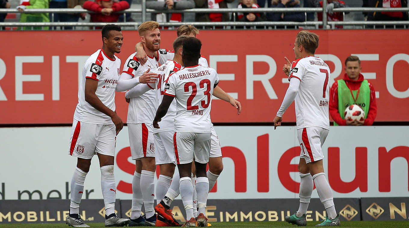 Obenauf: Halle siegt in Würzburg © Jan Kuppert