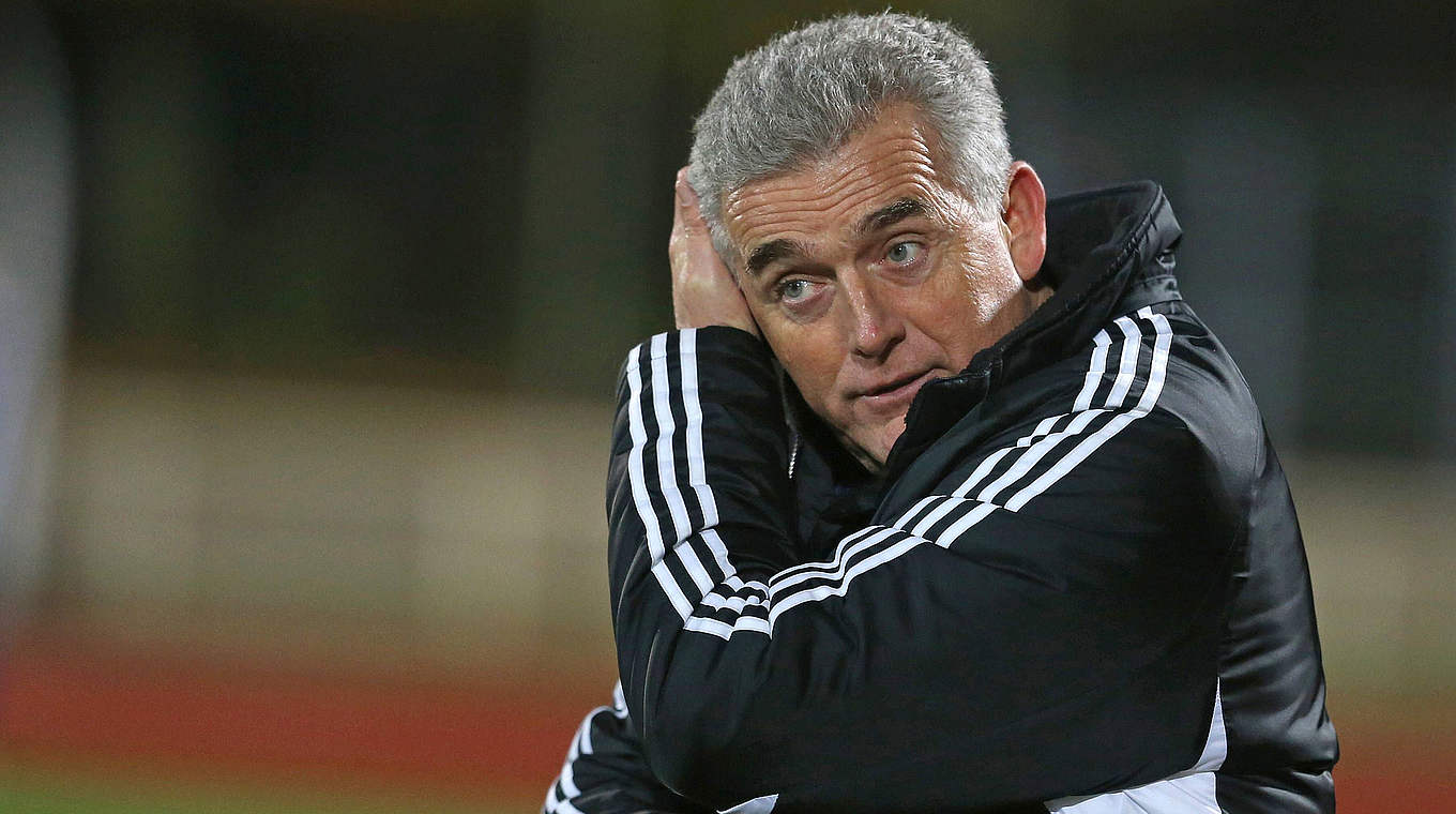 MSV-Trainer Djuradj Vasic: "Es ist für beide Teams ein richtungweisendes Spiel" © imago/Rene Schulz