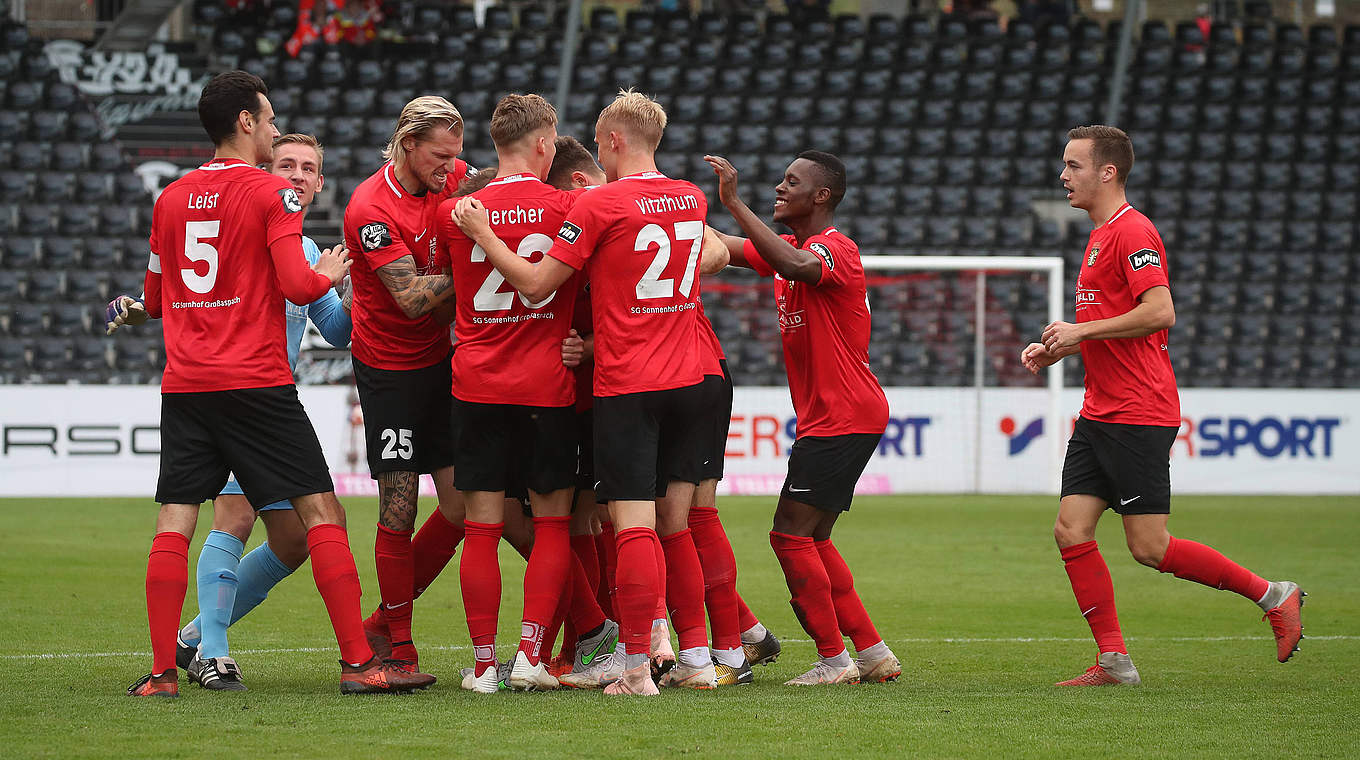 Der dritte Saisonsieg der "Remis-Könige": Großaspach schlägt Münster © imago/Sportfoto Rudel