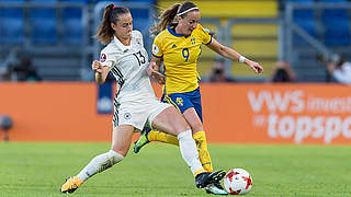 Zuletzt im Juli 2017 gegen Schweden am Ball: die DFB-Frauen um Sara Däbritz (l.) © GettyImages