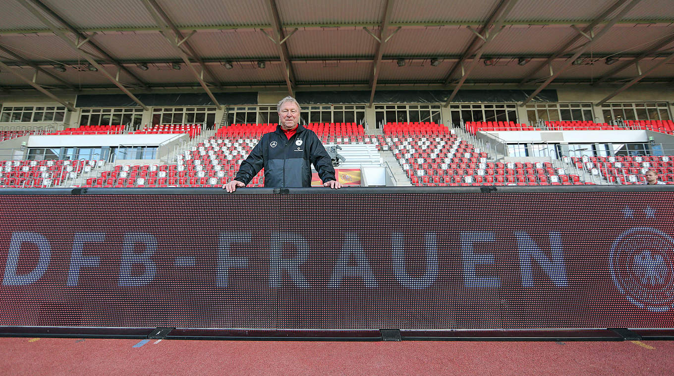 Hrubesch übers Engagement als Frauentrainer: "Ich bin froh, dass ich es gemacht habe" © KH  / KH