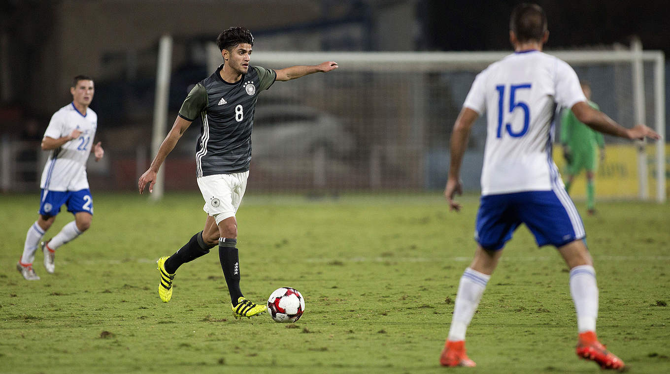 Dahoud: "I want to work harder and take the next step forward" © GettyImages