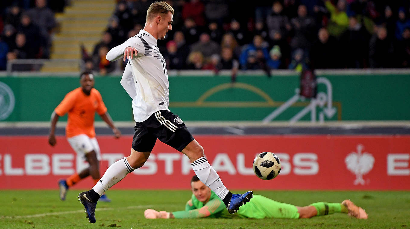 Törless Knöll scored 21 minutes into his debut.  © 