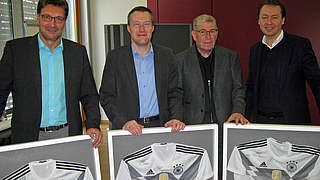 Abschied in Frankfurt beim DFB: Pohl, Hillmann und Jungnickel mit Köttker (v.l.) © DFB