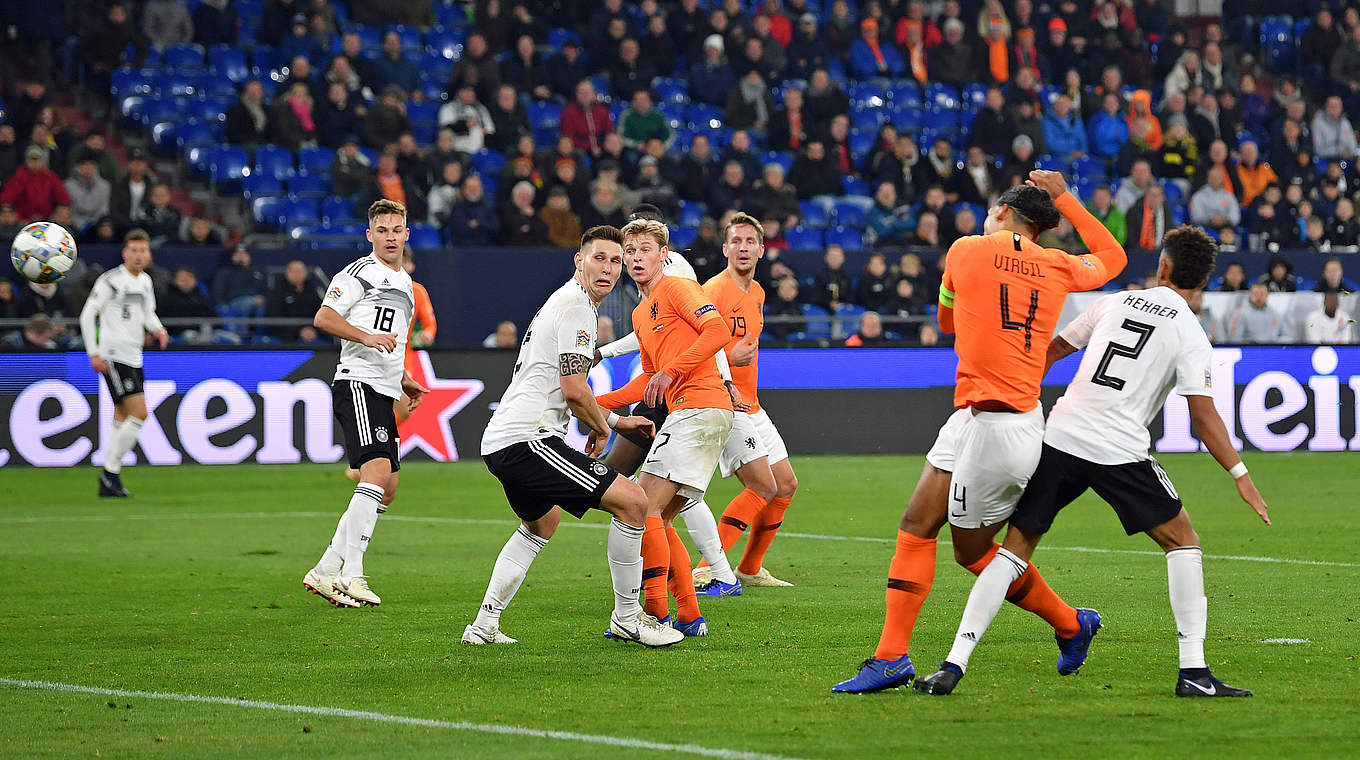 Der Ausgleich: Virgil van Dijk trifft für die Niederlande zum 2:2 © Getty Images