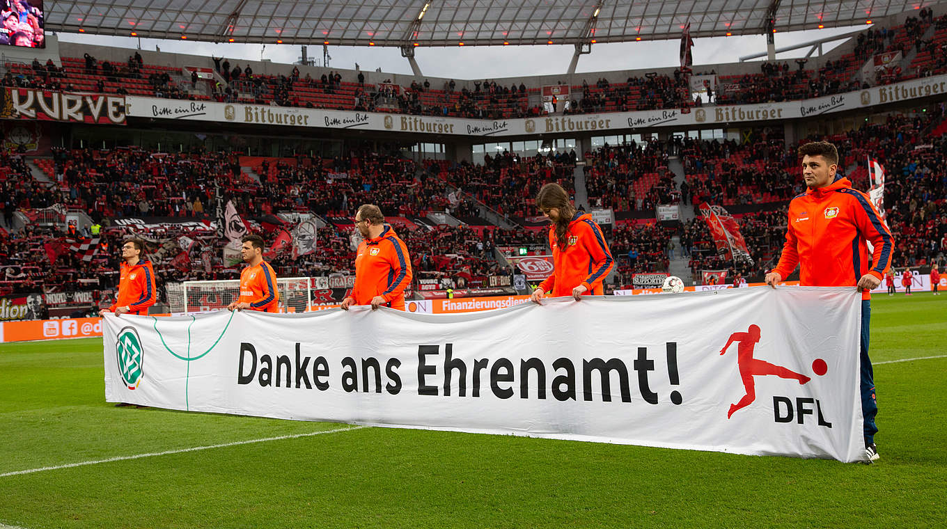 "Danke ans Ehrenamt" seit 1999: die gemeinsame Initiative von DFB und DFL © Getty Images