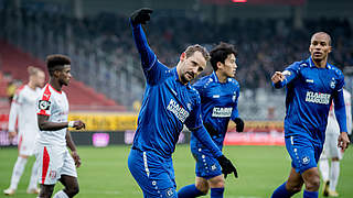Mit 136 Treffern klarer Rekordtorschütze der 3. Liga: Angreifer Anton Fink (M.) © GettyImages