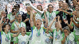 Gewinnen 2018 den DFB-Pokal: die Spielerinnen des VfL Wolfsburg © 2018 Getty Images
