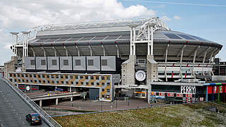 Von Fans für Fans: Mit dem Bus zum Länderspiel in die Amsterdam Arena © 2014 Getty Images