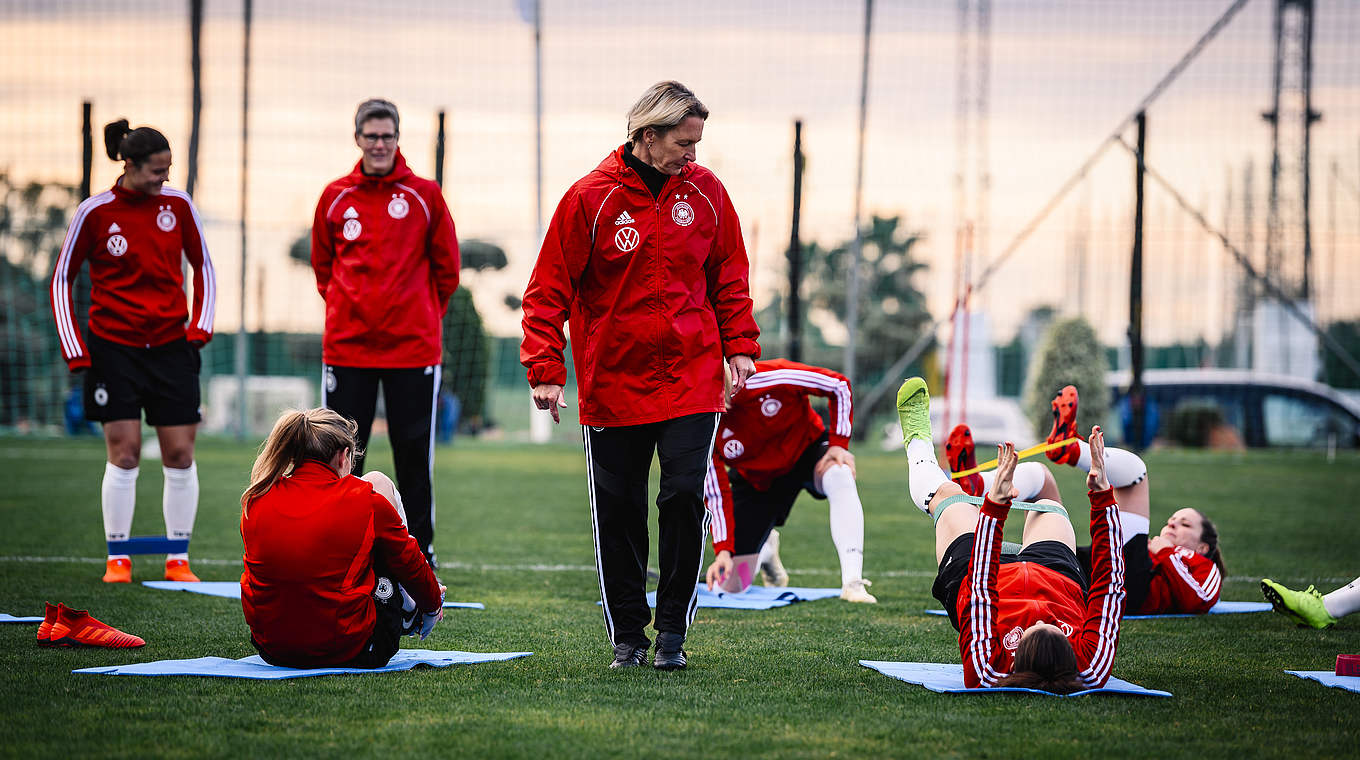 Martina Voss-Tecklenburg: "Intensive Woche mit überragenden Trainingsbedingungen" © 2019 Getty Images