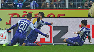 Erster Jubel für den neuen Verein: Benjamin Girth (M.) trifft gegen Ex-Klub Meppen © 2019 Getty Images