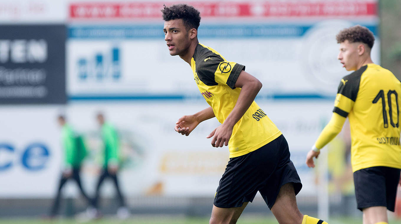 Entscheidendes Tor: Yassin Ibrahim (v.) erzielt das 1:0 gegen Preußen Münster © imago/Noah Wedel