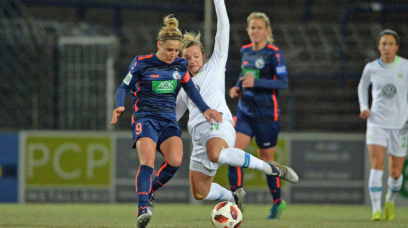 Künftig gemeinsam für Wolfsburg im Sturm: Svenja Huth (l.) und Alexandra Popp © Jan Kuppert