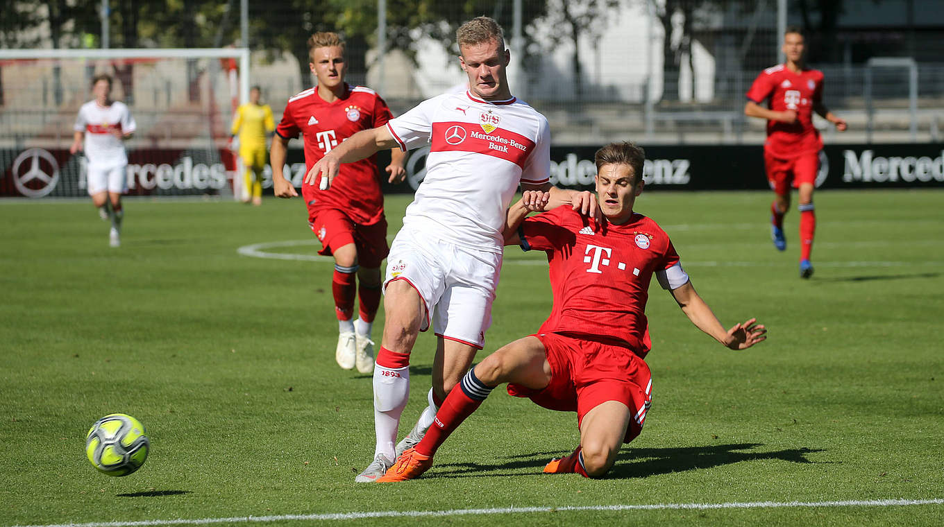 Hoeneß übers VfB-Hinspiel: "Wir haben eine der besten Saisonleistungen gezeigt" © imago/Sportfoto Rudel