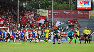 Duell der Ex-Bundesligisten: Im Hinspiel trennen sich beide Mannschaften 2:2 © imago/Steffen Beyer