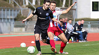 Spannendes Duell mit knappem Ausgang: Essen schlägt Duisburg 1:0 © imago