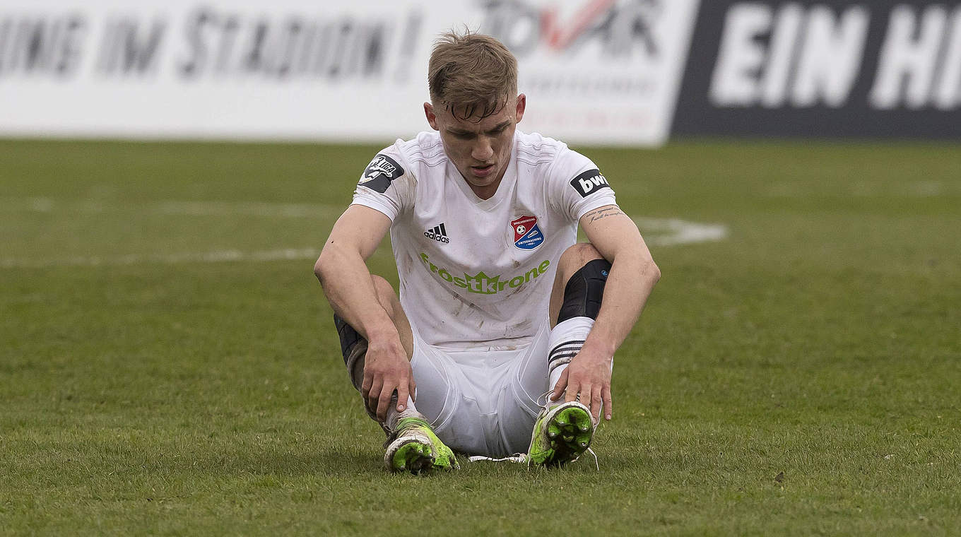 Warten auf das Ende der Torflaute: Max Dombrowka und die SpVgg Unterhaching © imago images / Kirchner-Media