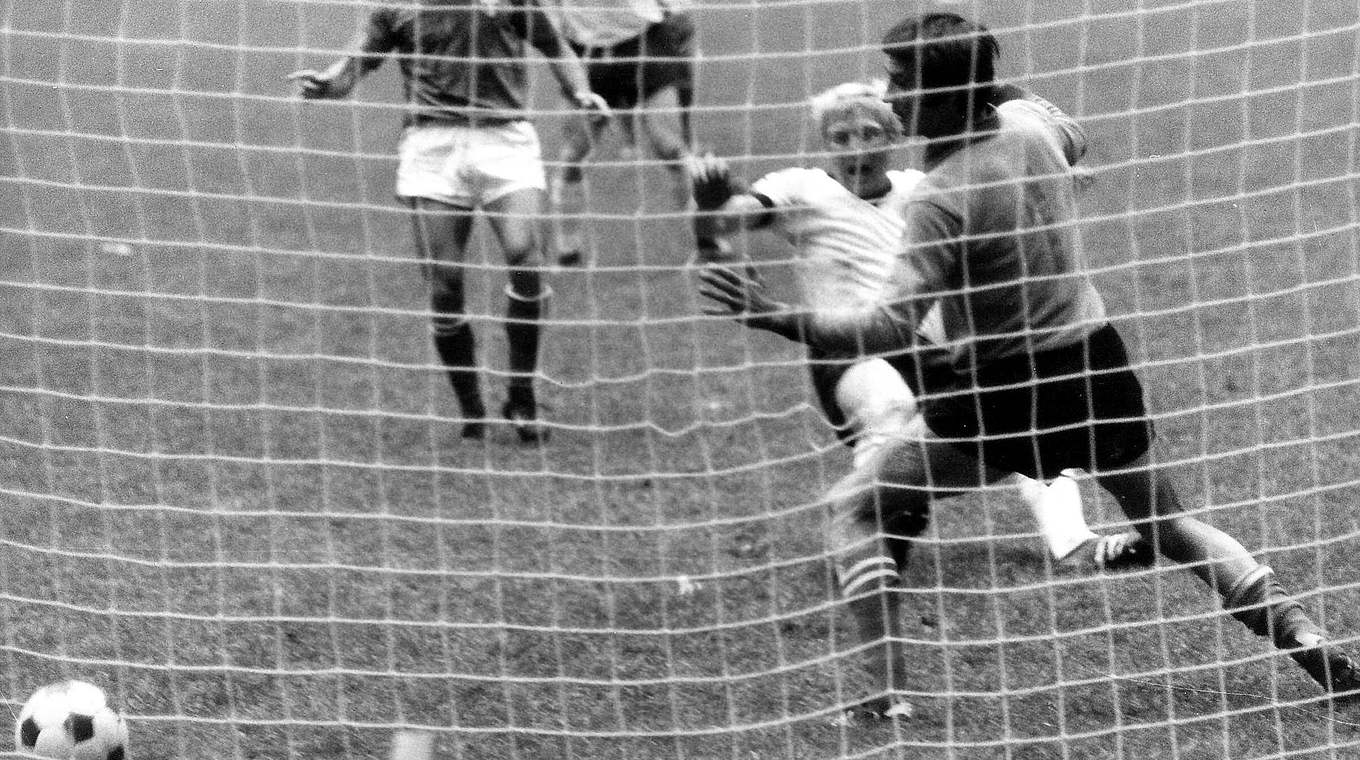 Größter Moment: Schnellinger trifft zum Ausgleich im WM-Halbfinale '70 gegen Italien © imago images / Horstmüller