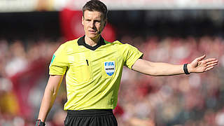 Absolviert in Paderborn seinen 102. Einsatz in der Bundesliga: Referee Daniel Siebert © GettyImages