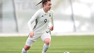 Erzielt einen Hattrick gegen Meppen: U 17-Nationalspielerin Sophie Weidauer  © 2019 Getty Images
