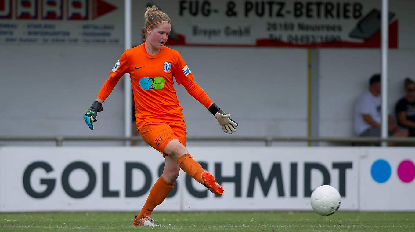 Muss zweimal aussetzen: Kathrin Klimas vom SV Meppen © imago/foto2press