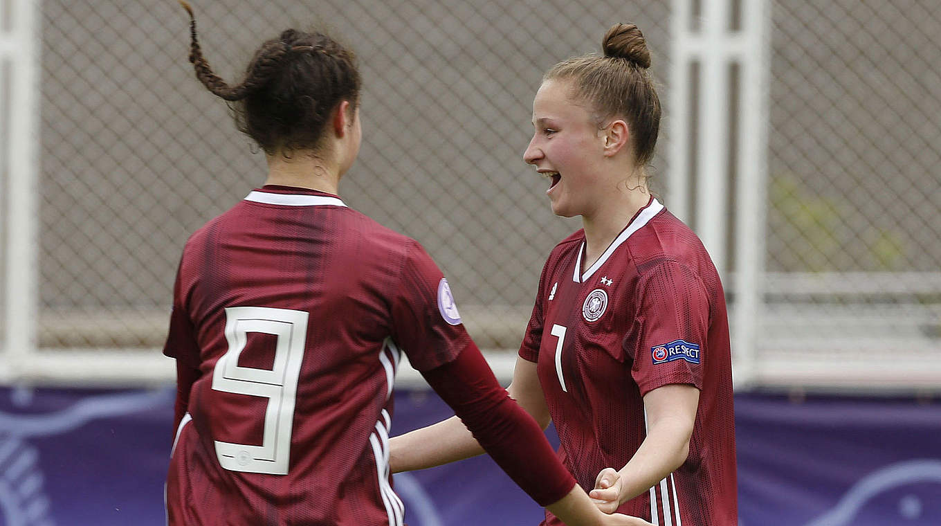 "Ich genieße hier jede Sekunde": Nicole Woldmann (r.) über ihre erste EM-Teilnahme © GettyImages