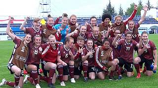 Jubel nach dem Sieg gegen England: die deutschen U 17-Juniorinnen © DFB-TV