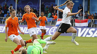 Kein Sieg im zweiten Spiel: Holland stoppt die U 17 um Marleen Rohde (r.) und Co. © 2019 Getty Images