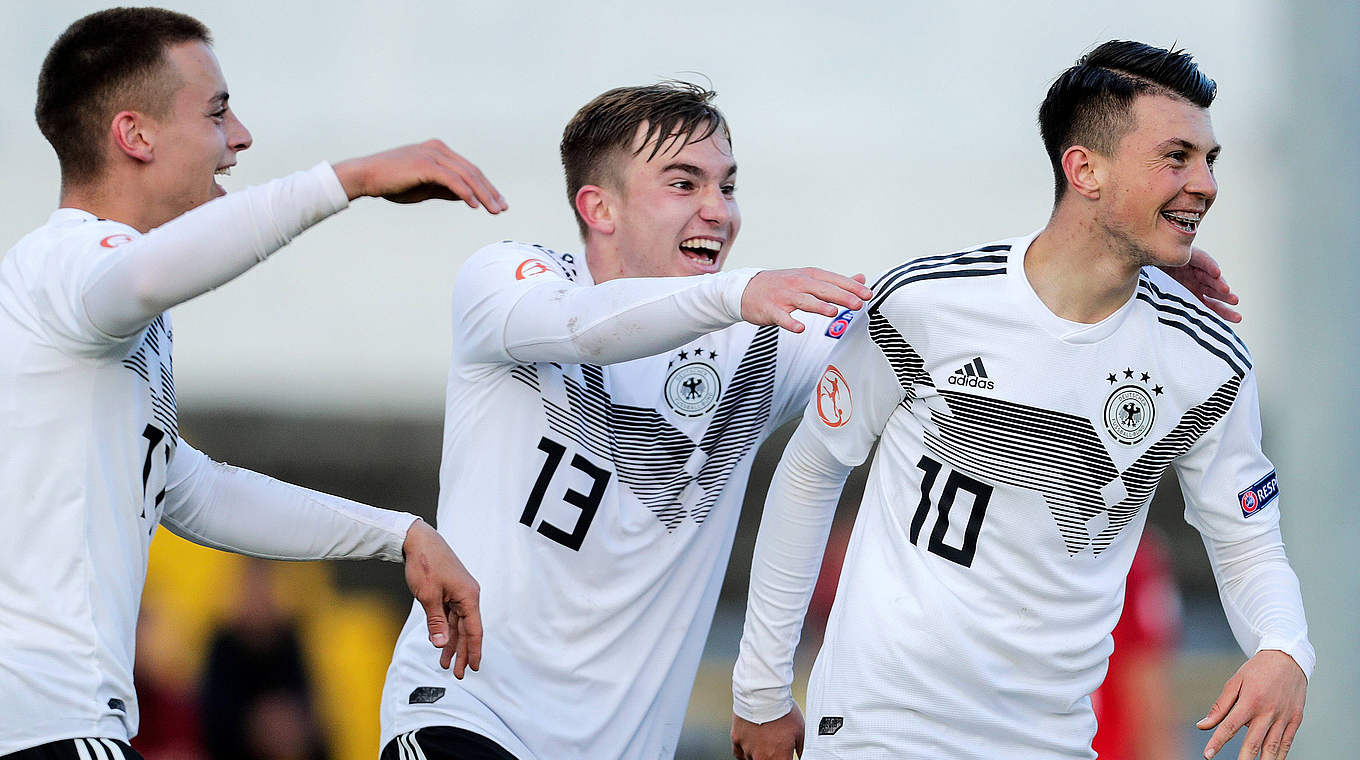 Versöhnlicher Abschied: Die U 17 gewinnt zum EM-Abschluss 3:1 gegen Österreich © imago images / Inpho Photography