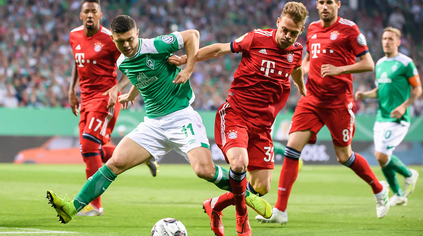 Weg ins Finale: Joshua Kimmich (M.) im Halbfinalduell mit Werder Bremen © Getty Images