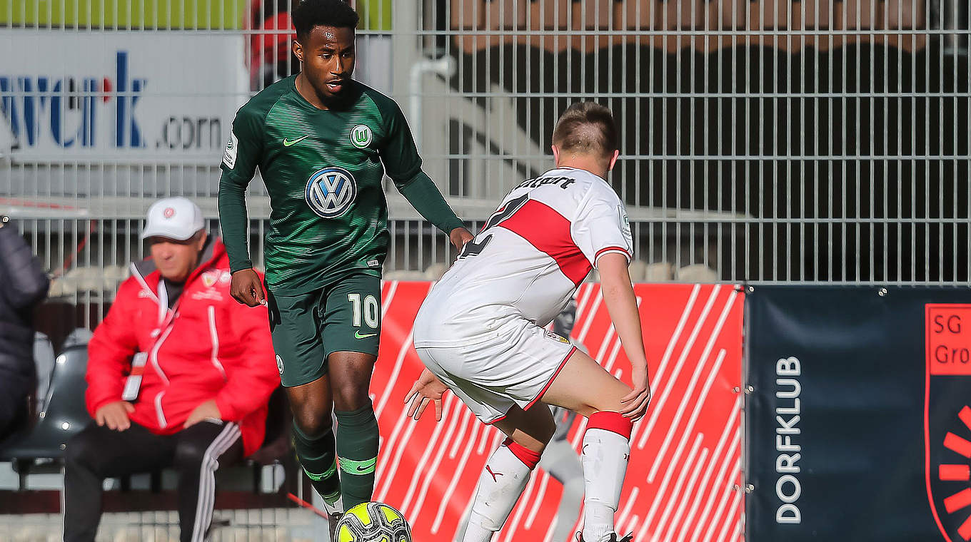 Soll für die Wolfsburger Tore sorgen: U 19-Nationalspieler John Yeboah Zamora (l.) © GettyImages