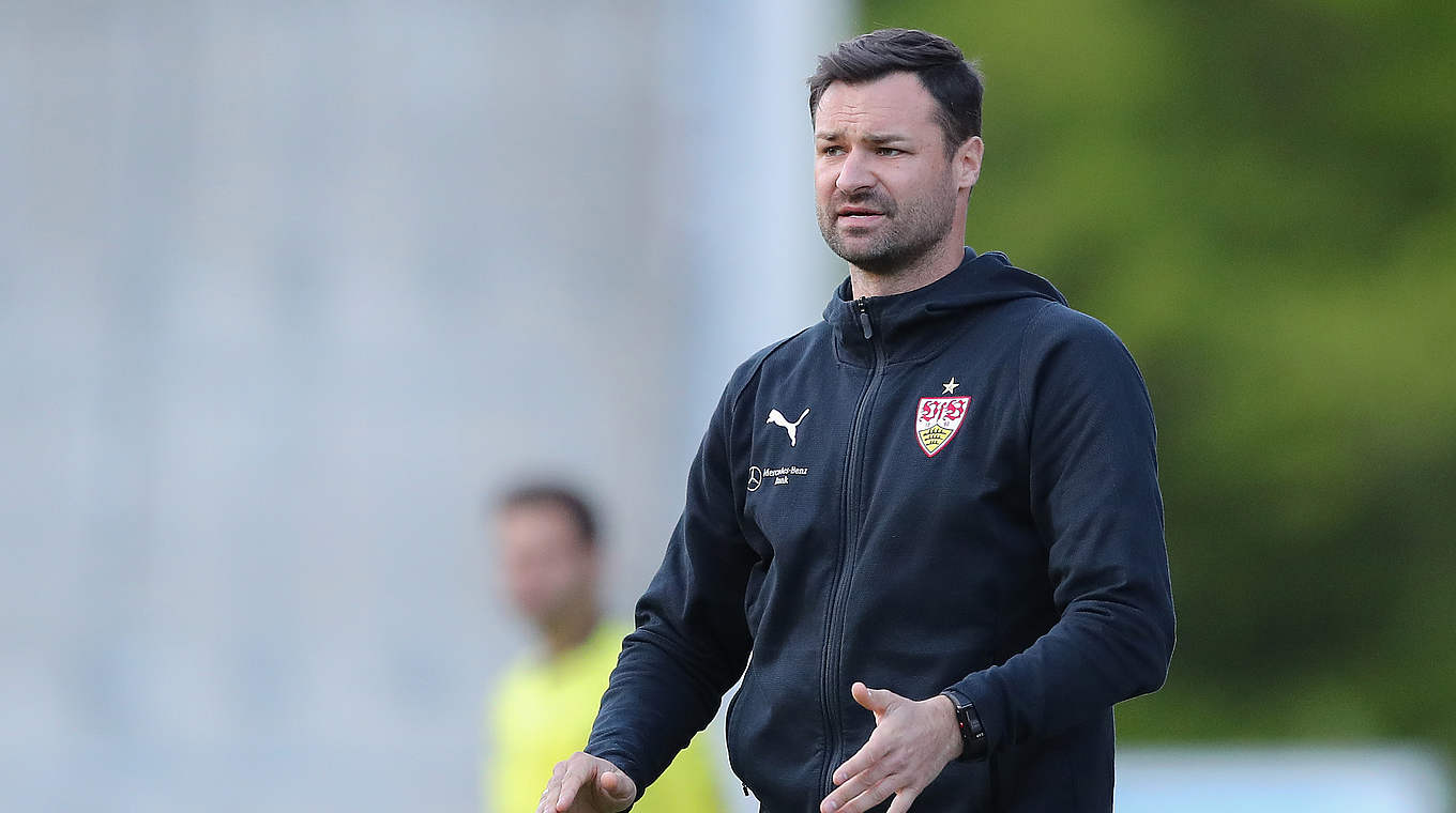 VfB-Trainer Teufel fordert: "Müssen spielerische Lösungen finden" © 2019 Getty Images