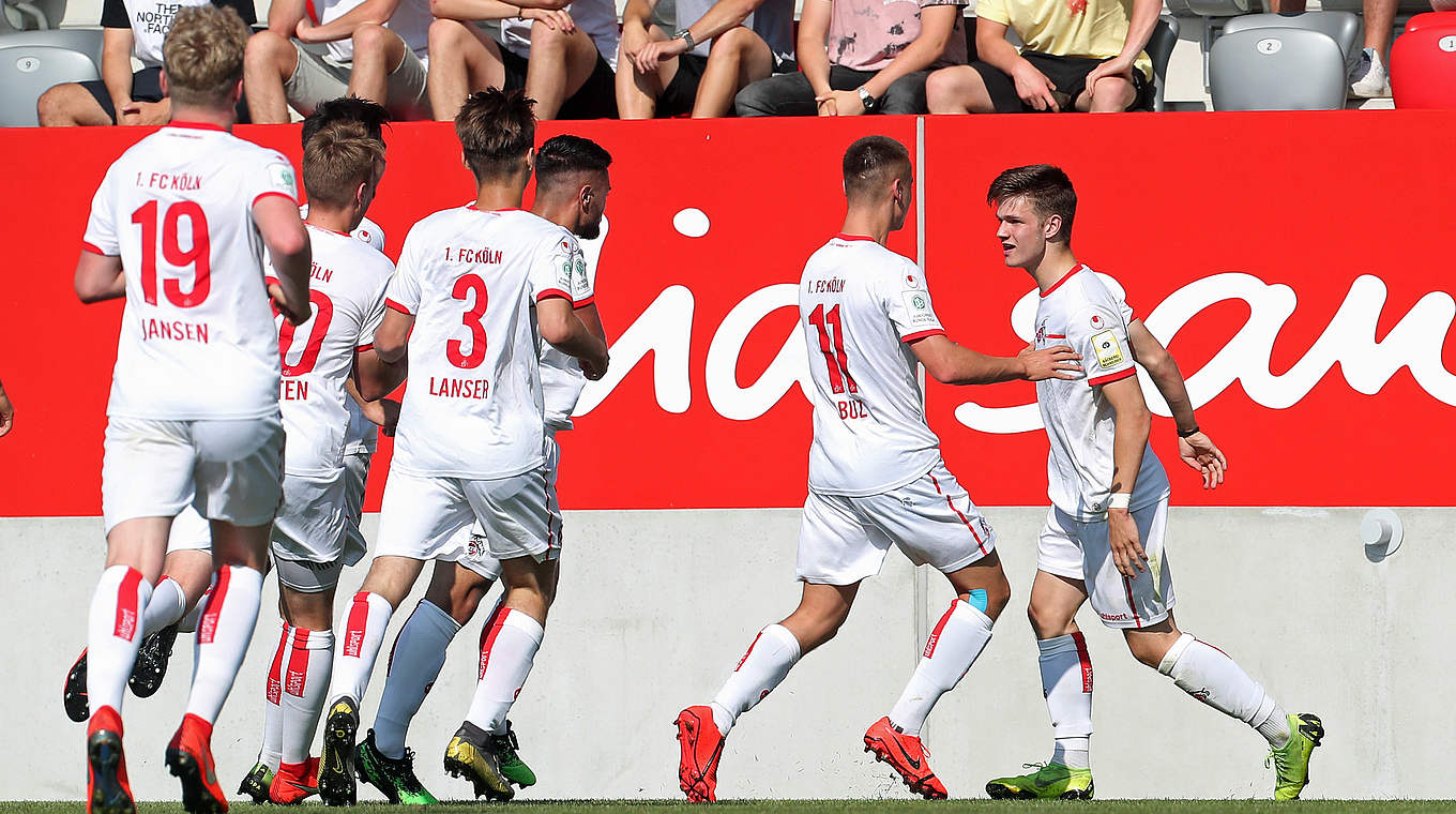 Erzielt Siegtreffer auf dem FC Bayern Campus: Kölns Jan Thielmann (r.) © 2019 Getty Images