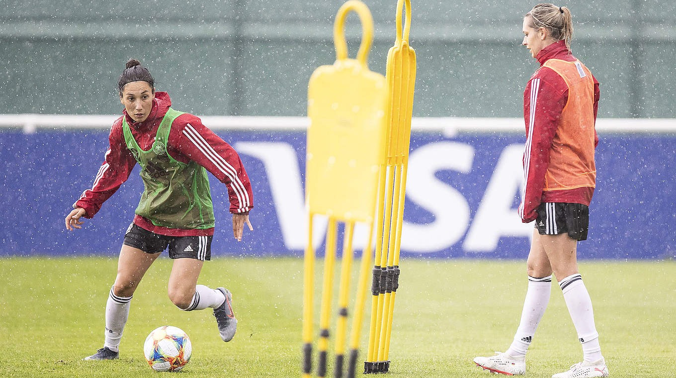 Sara Doorsoun (l.) is looking forward to the start of the World Cup.   © GettyImages