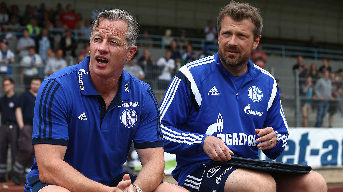 Sven Hübscher (r.) mit Jens Keller auf Schalke: "Jeder muss den eigenen Weg gehen" © Getty Images