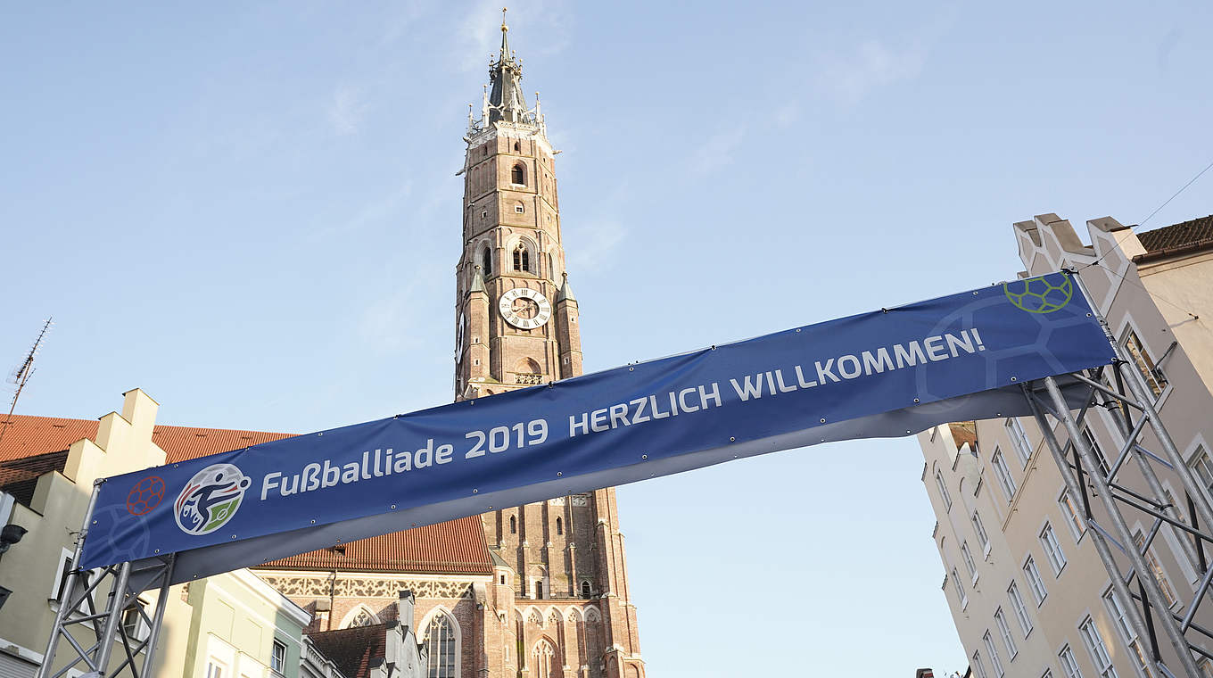 Die Fußballiade 2019 in Landshut: Auch die DFB-Kulturstiftung, die Sepp Herberger-Stiftung und das Deutsche Fußballmuseum sind mit dabei. © NikkyMaier photo