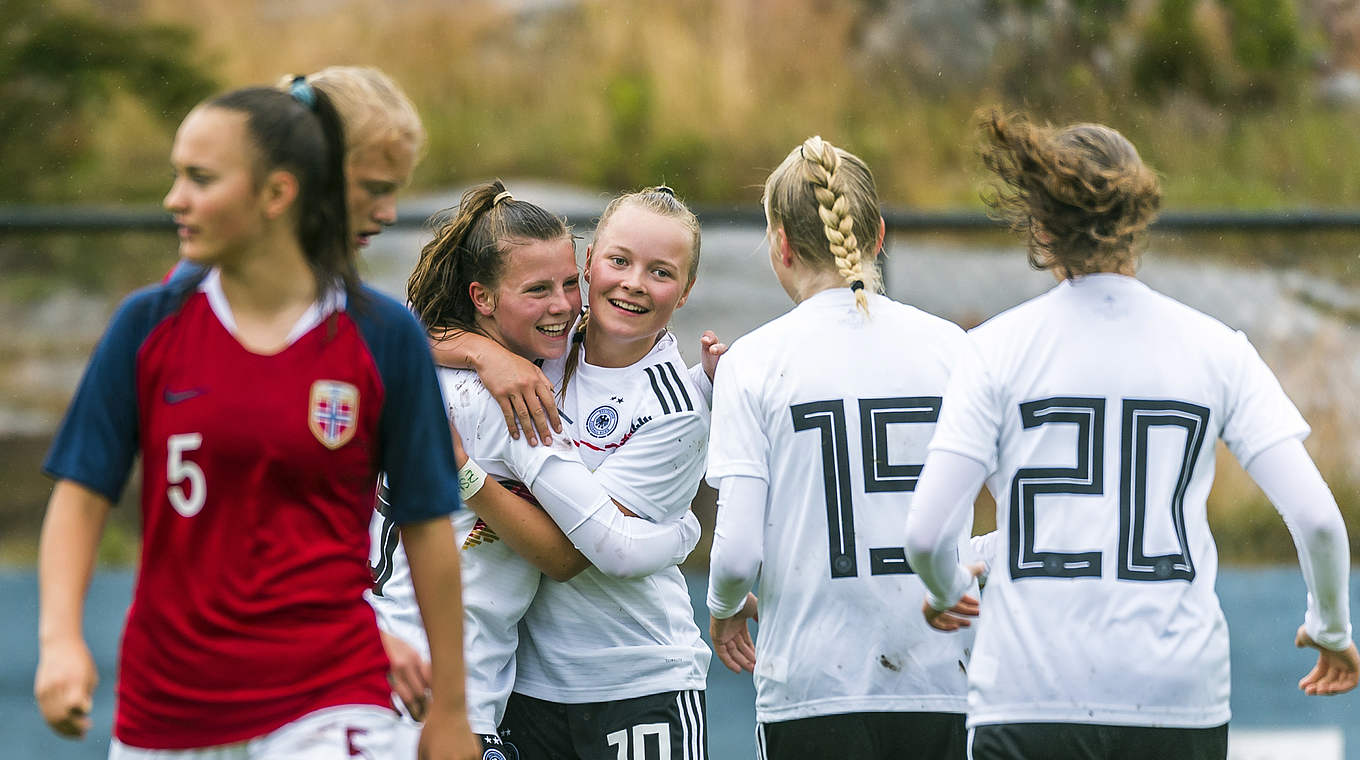 Grund zu feiern: Auch gegen Norwegen siegt die DFB-Auswahl klar © 2019 Getty Images