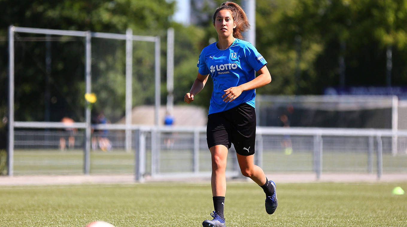 Wechselt von Sturm Graz zum 1. FFC Frankfurt: Abwehrspielerin Yvonne Weilharter © imago images / Hartenfelser