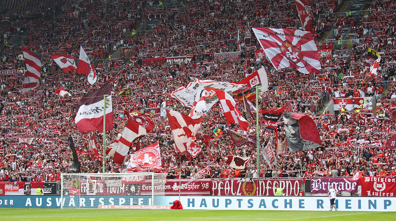 Mit 20.147 Fans das meistbesuchte Stadion am 1. Spieltag: das Fritz-Walter-Stadion © Jan Huebner/Kleer