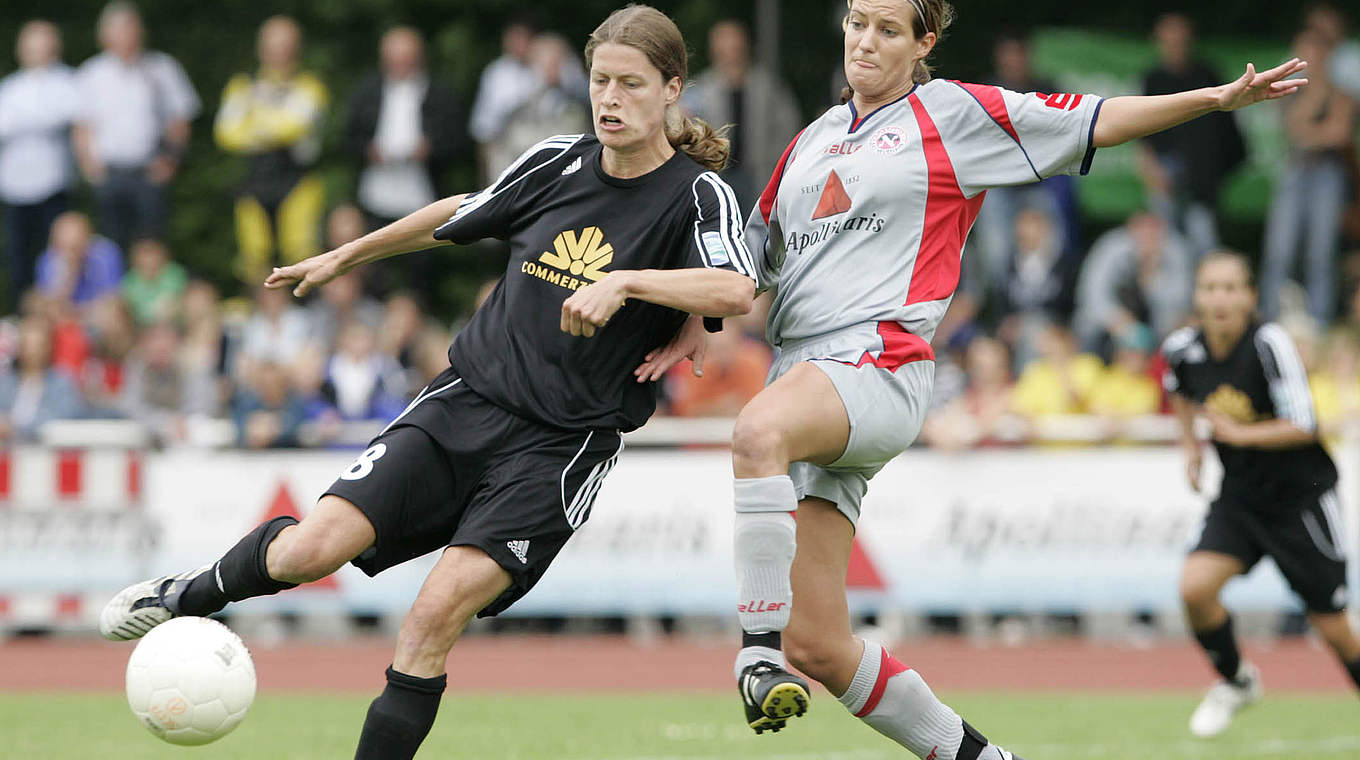 Rekordspielerin: Kerstin Garefrekes (l.) mit 355 Einsätzen © 2007 Getty Images