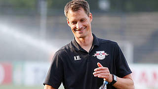 Zwei Spiele, zwei Siege: RB-Trainer Alexander Blessin © imago images / Picture Point LE