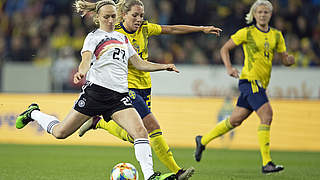 Für die verletzte Lena Lattwein in den DFB-Kader berufen: Pauline Bremer (l.) © 2019 Getty Images