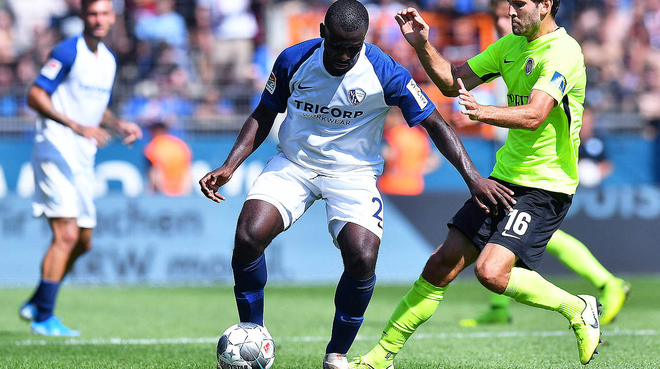 Nach dem Spiel gegen Wehen Wiesbaden gesperrt: Bochums Ulrich Bapoh © Imago