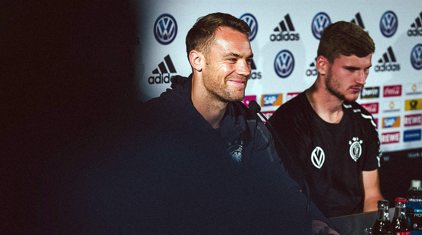 Kapitän Neuer (r.) freut sich über Werners Lauf: "Es ist gut, dass er in Topform ist" © DFB | PHILIPPREINHARD.COM