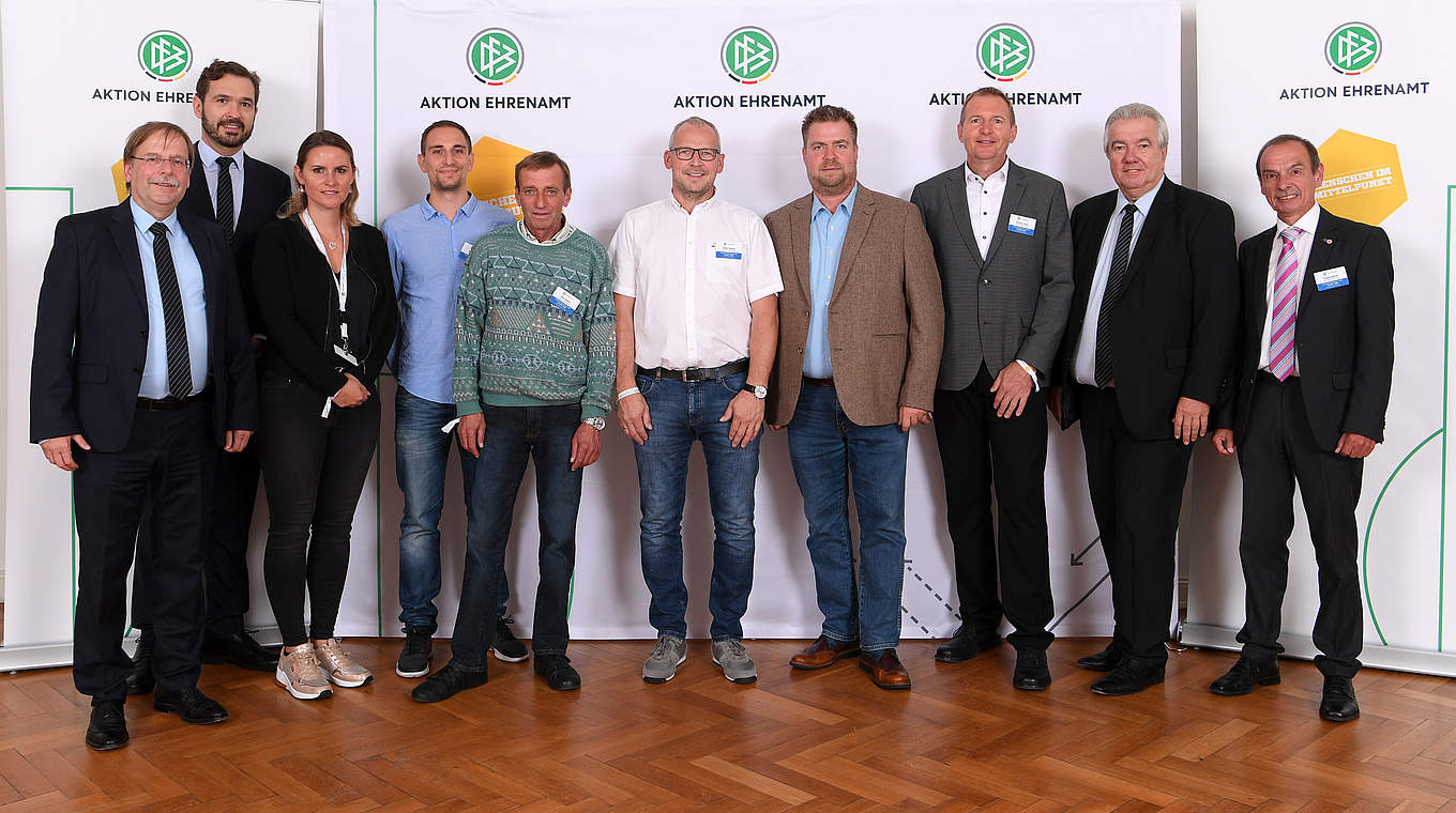 Gruppenbild mit Badens Delegation: Dr. Rainer Koch, Dr. Friedrich Curtius (v.l.) und Peter Frymuth (2.v.r.) © Getty Images